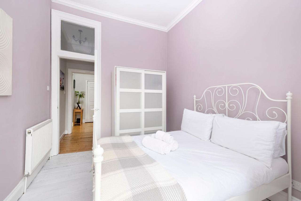 Altido Glamorous 2-Bed Flat Near Edinburgh Castle Exteriér fotografie